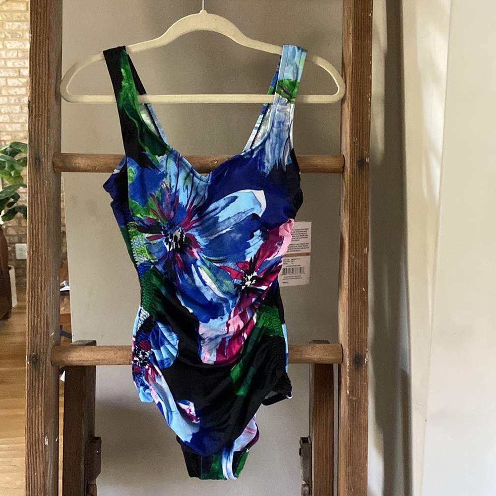 MAXINE OF HOLLYWOOD SIDE SHIRRED ONE PIECE SLIMMING BATHING SUIT SWIM 12 MULTI